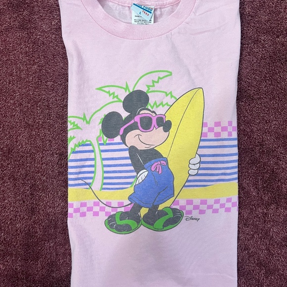 Junk Food X Disney California crop vintage wash t shirt Size L - Picture 4 of 5